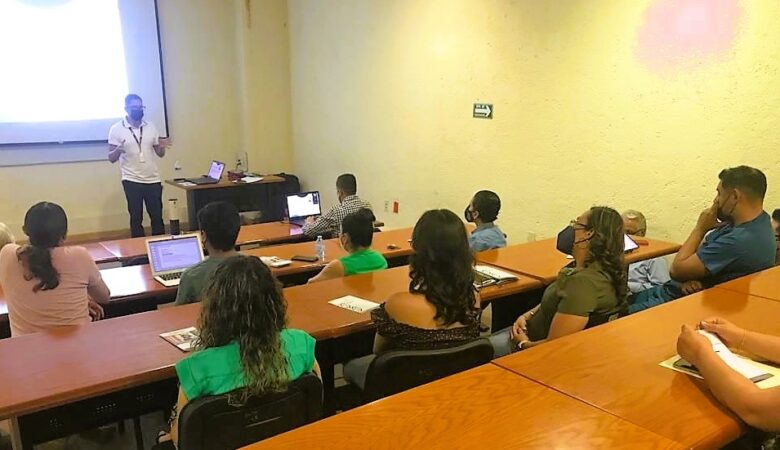 Capacita SESA en prevención de adicciones a estudiantes de la UNAM Campus Juriquilla