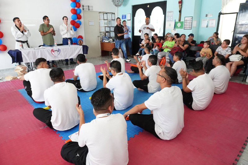 Preside titular del CECA examen y entrega de Certificados de Taekwondo a alumnos en proceso de recuperación