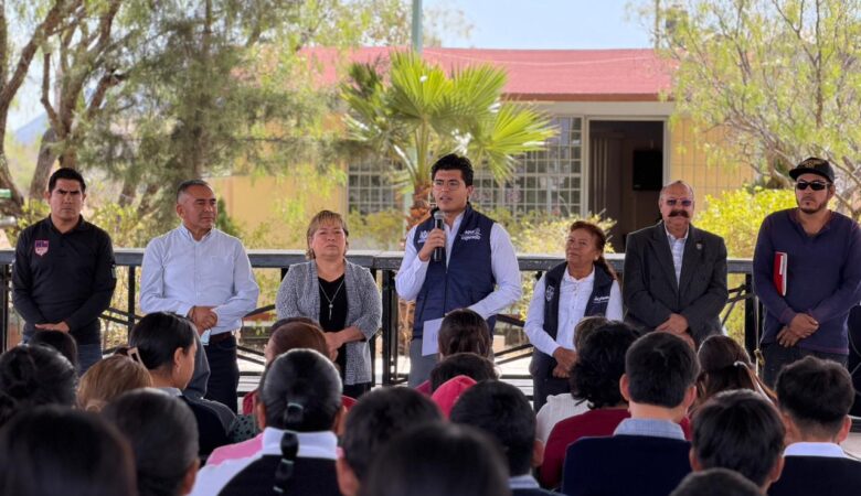 Impulsa CECA prevención y salud mental en telesecundaria de Huimilpan