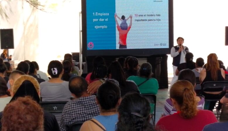 Fortalece CECA la prevención de adicciones desde el núcleo familiar en Tolimán