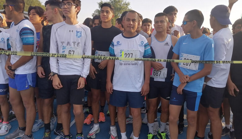 Celebran con éxito Carrera del Estudiante