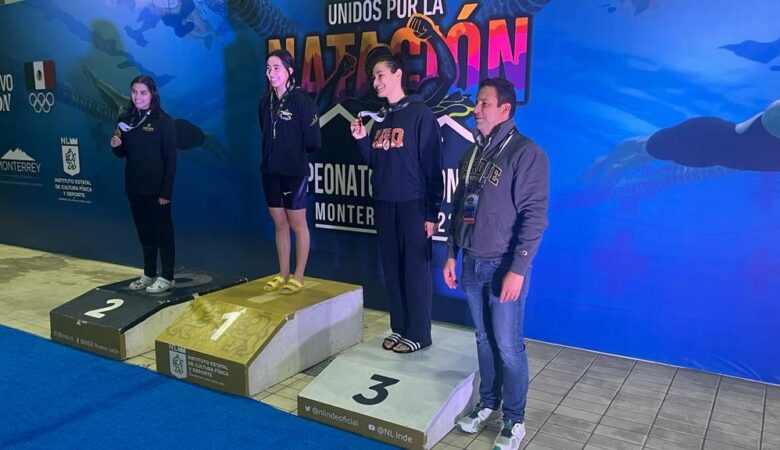 Equipo queretano de natación triunfa en Nuevo León 