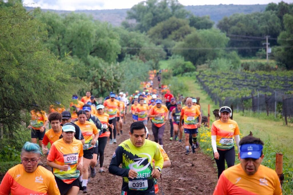 Se preparan mil 200 deportistas rumbo al Querétaro Maratón